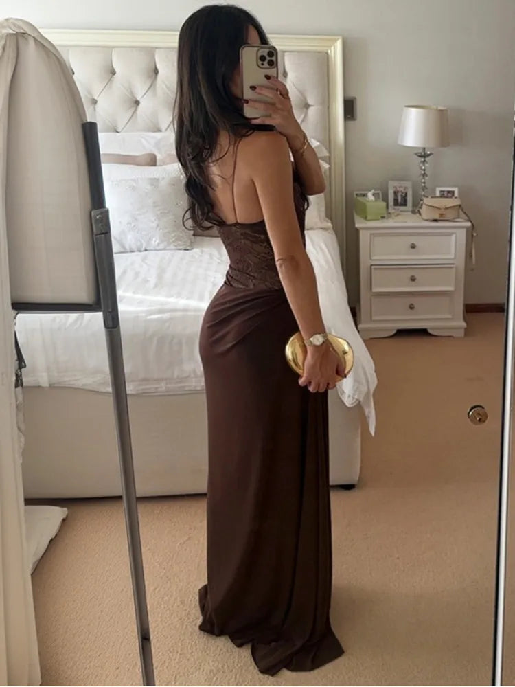 Robe longue sexy en dentelle – Épaule dénudée & dos nu élégant