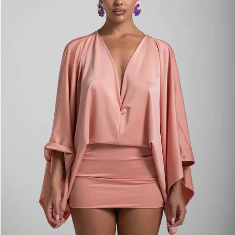 Mini-robe chic col V profond – Manches amples élégantes