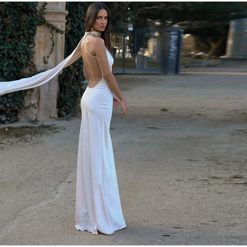 Robe longue satinée élégante – Épaules dénudées