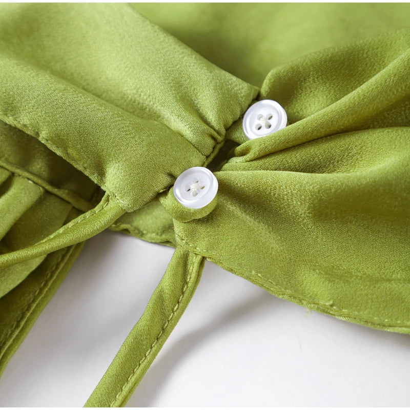 Robe longue satinée élégante – Épaules dénudées