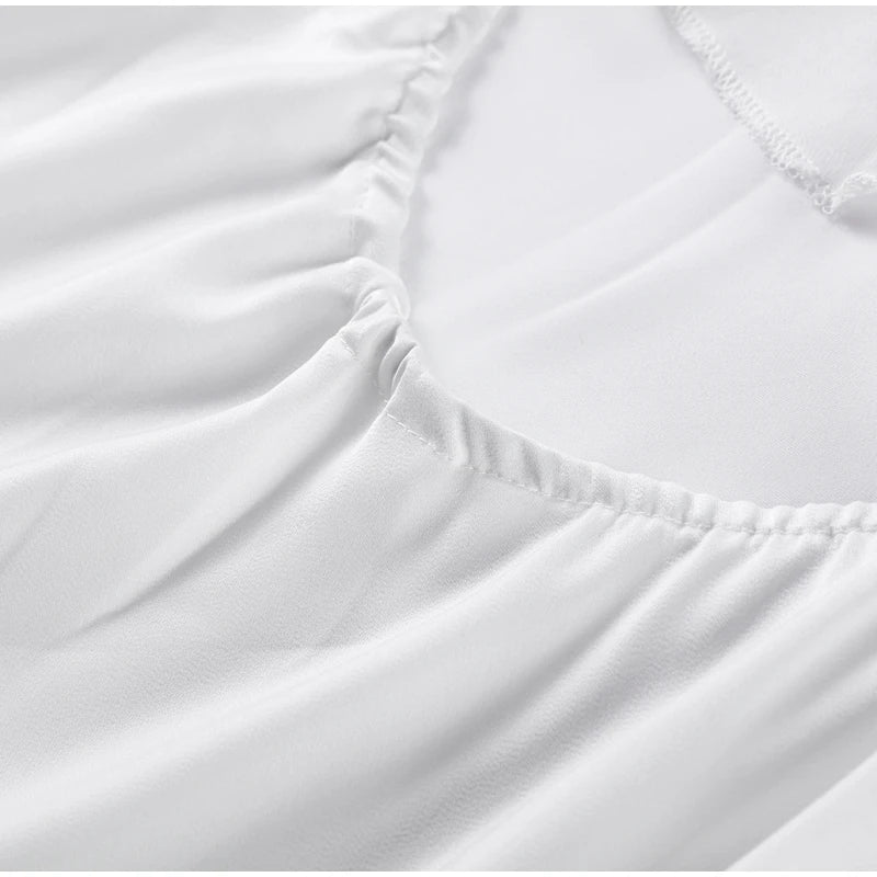 Robe longue satinée élégante – Épaules dénudées