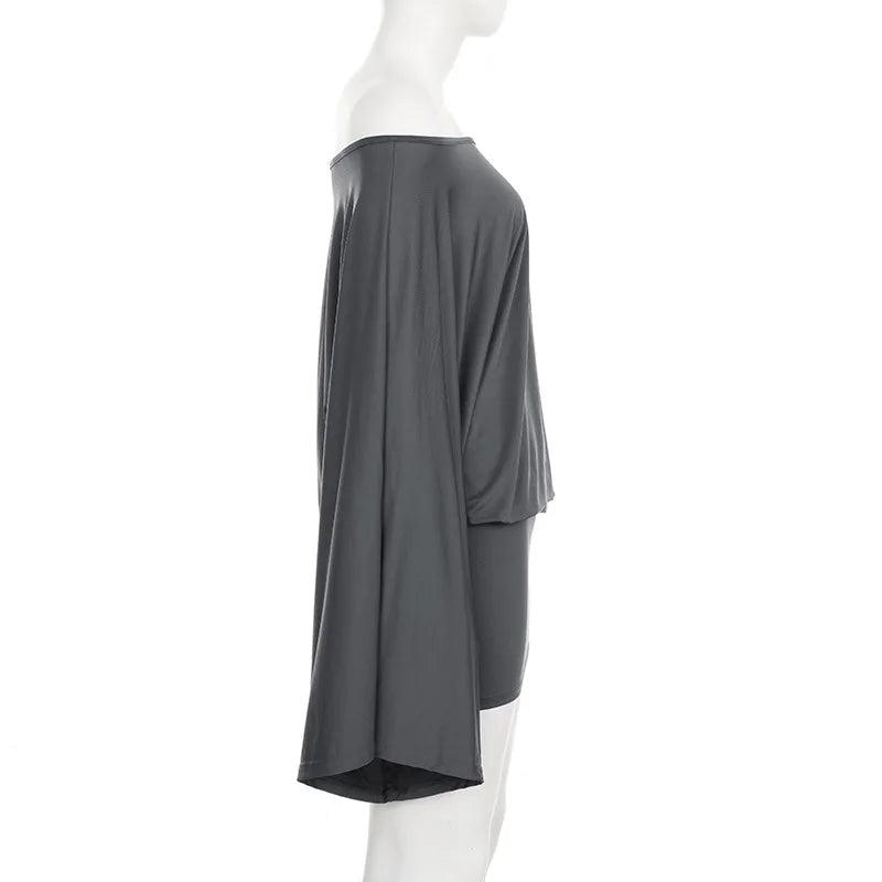 Mini-robe moulante épaules dénudées – Manches chauve-souris tendance