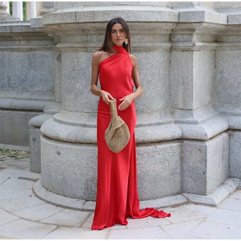 Robe longue satinée élégante – Épaules dénudées
