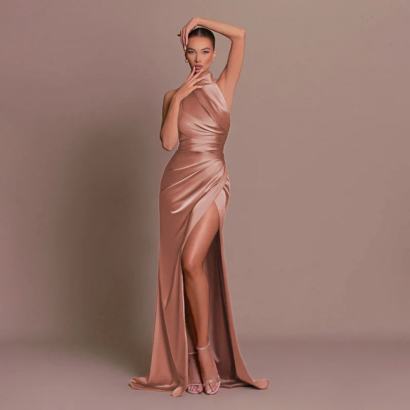 Robe longue élégante de soirée – Dos nu & fente haute sexy
