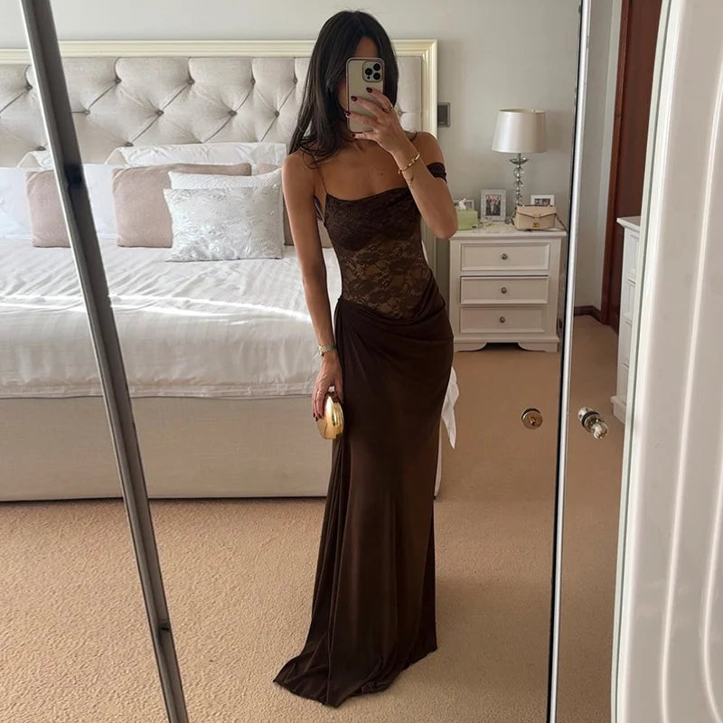 Robe longue sexy en dentelle – Épaule dénudée & dos nu élégant